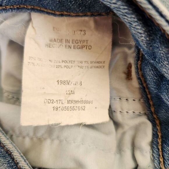 Riders women's lee blue denim mid-rise Capri cropped jeans - Picture 3 of 6